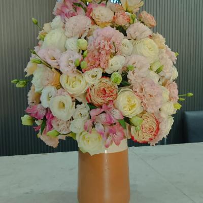 Vase special flowers with Foam vase