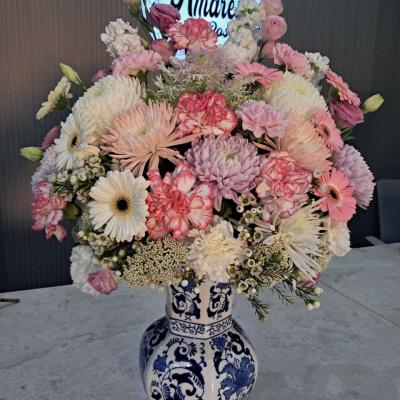 Vase special vase with special mix pink white flowers